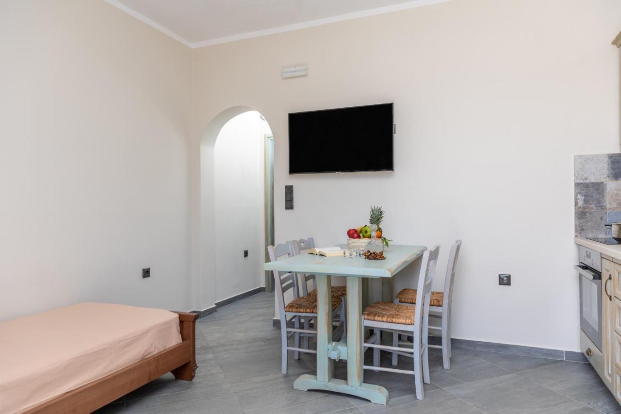 Ligaridia Apartments Moutsoúna Extérieur photo